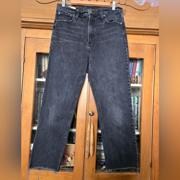 GAP cheeky straight sku high 31/12r distressed - Picture 8 of 10